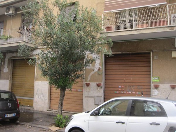 negozio in vendita a Roma in zona Portuense