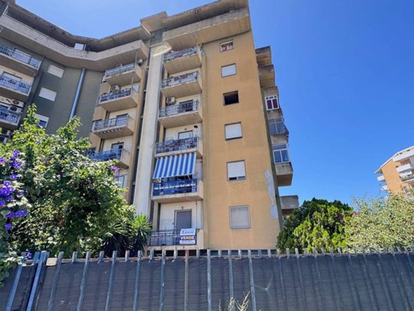 appartamento in vendita a Roma in zona Axa