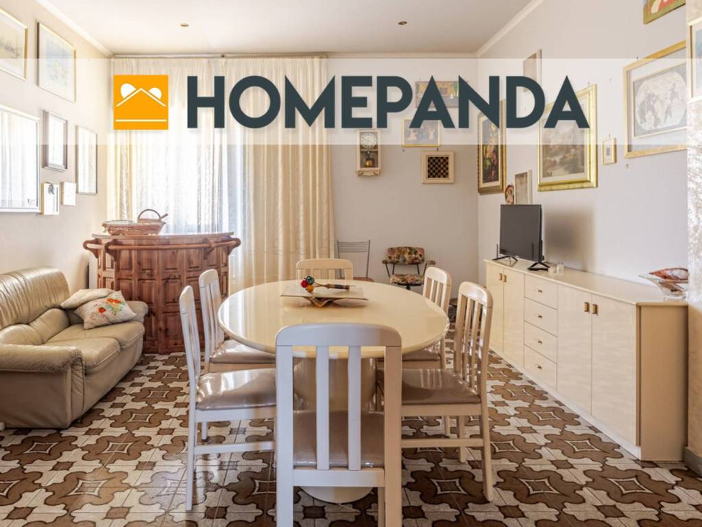 appartamento in vendita a Roma in zona Torre Angela