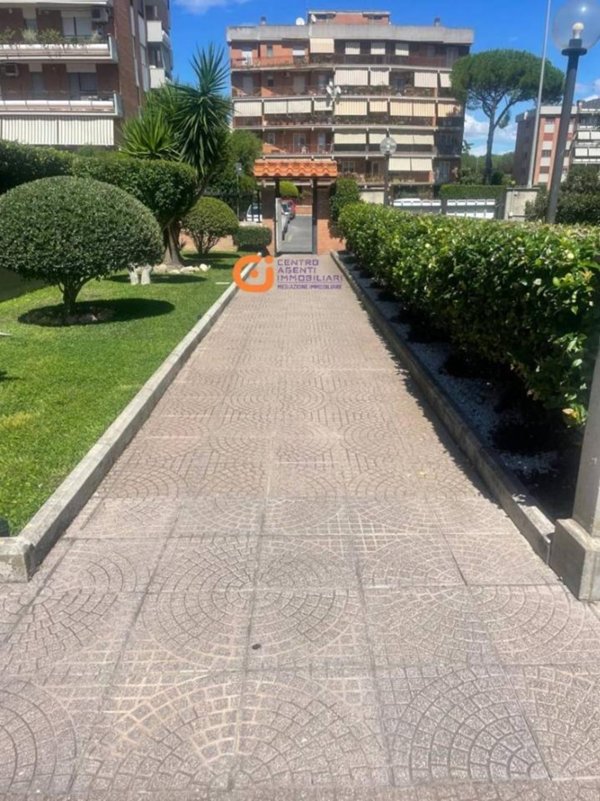 appartamento in vendita a Roma in zona Torrevecchia