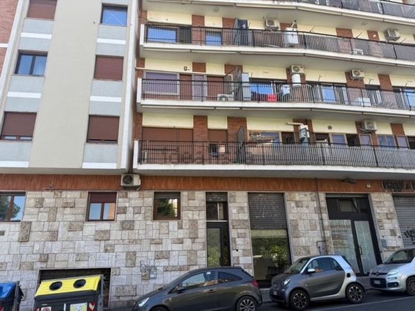 locale commerciale in vendita a Roma in zona Aurelio