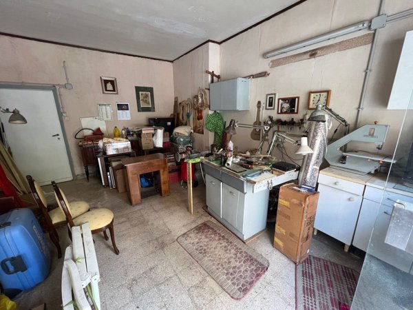 ufficio in vendita a Roma in zona Primavalle