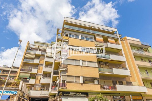 appartamento in vendita a Roma in zona Ostia