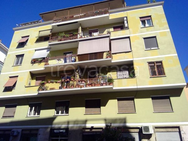 appartamento in vendita a Roma in zona Gianicolense