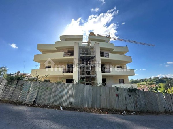 appartamento in vendita a Roma in zona Selva Candida