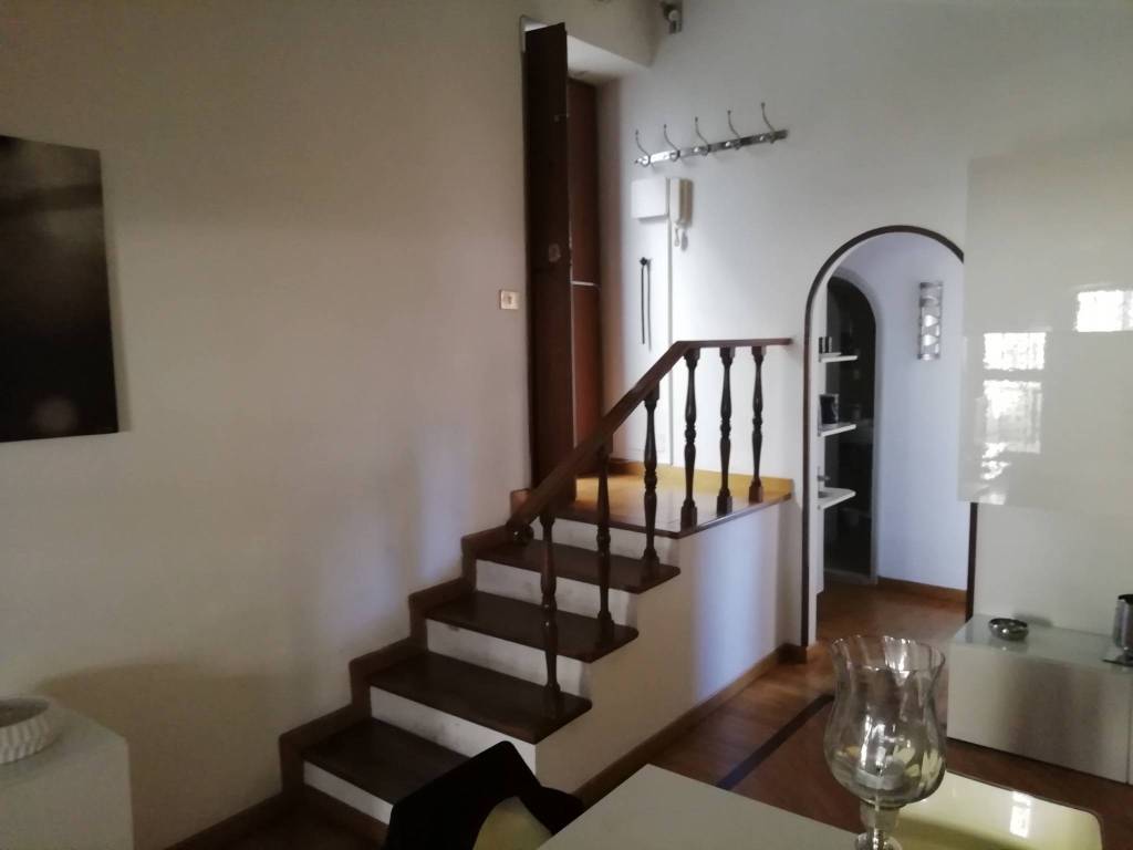 appartamento in vendita a Roma in zona Trevi-Colonna