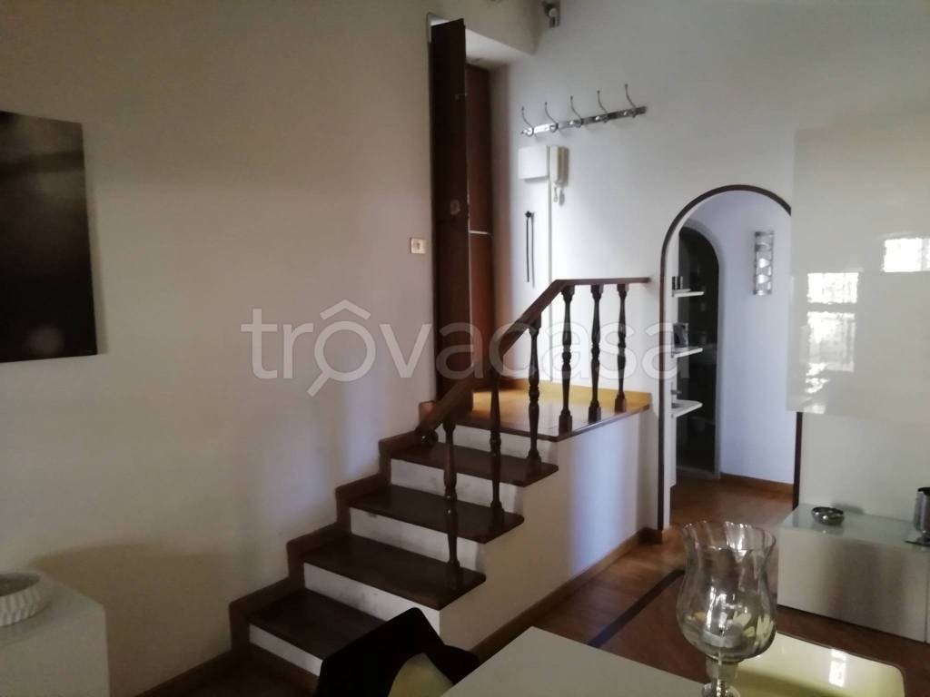 appartamento in vendita a Roma in zona Trevi-Colonna