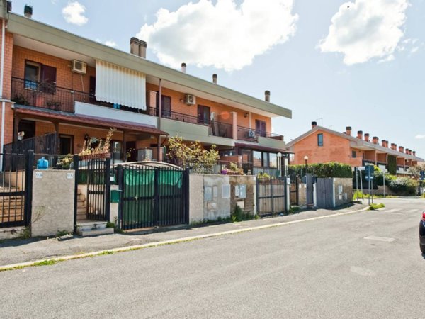 casa indipendente in vendita a Roma in zona Olgiata