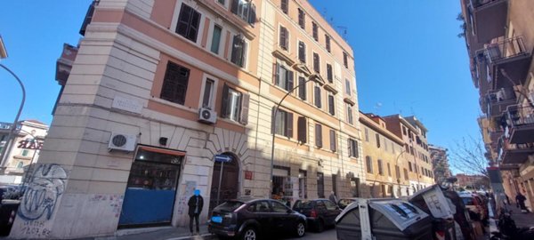 appartamento in vendita a Roma in zona Tuscolano