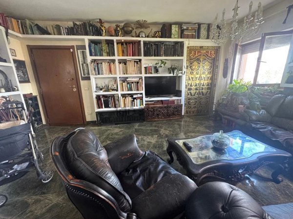 appartamento in vendita a Roma in zona Casal Monastero