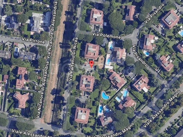 casa indipendente in vendita a Roma in zona Casal Palocco