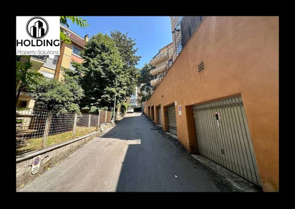 locale di sgombero in vendita a Roma