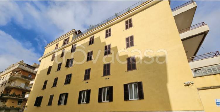 appartamento in vendita a Roma in zona Gianicolense