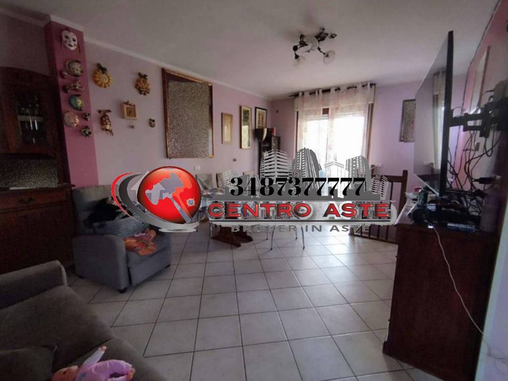 appartamento in vendita a Roma in zona Castelverde