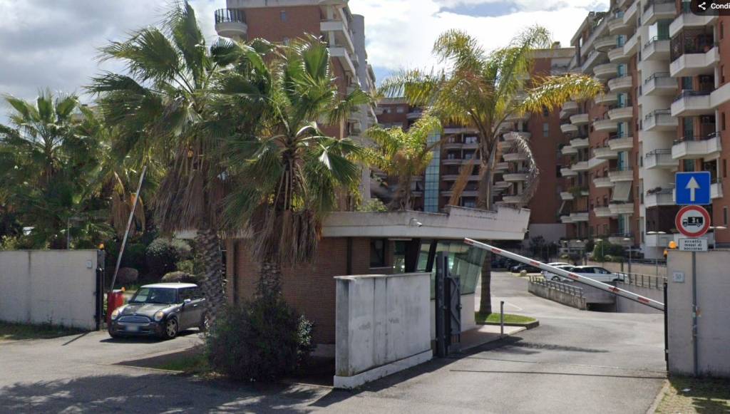 appartamento in vendita a Roma in zona Acilia