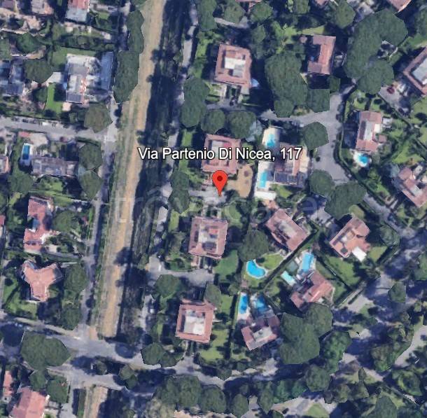 casa indipendente in vendita a Roma in zona Casal Palocco