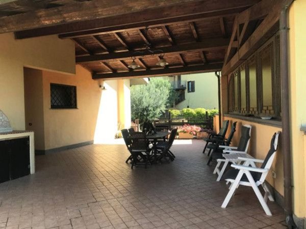 casa indipendente in vendita a Roma in zona Castel di Leva