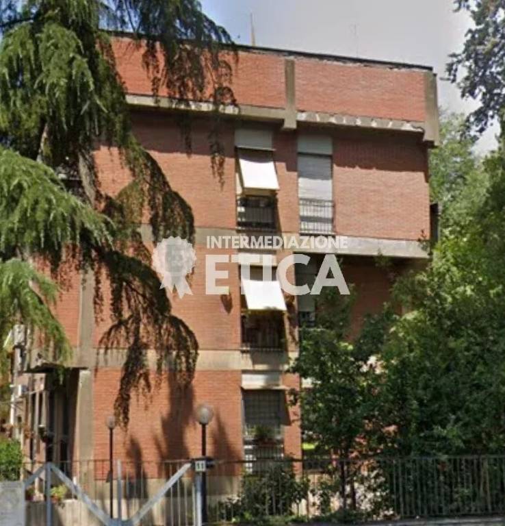 appartamento in vendita a Roma in zona Giuliano Dalmata