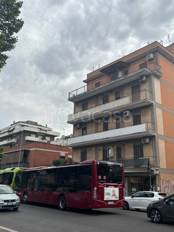 appartamento in vendita a Roma in zona Alessandrino