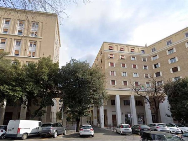 appartamento in vendita a Roma in zona Ostiense