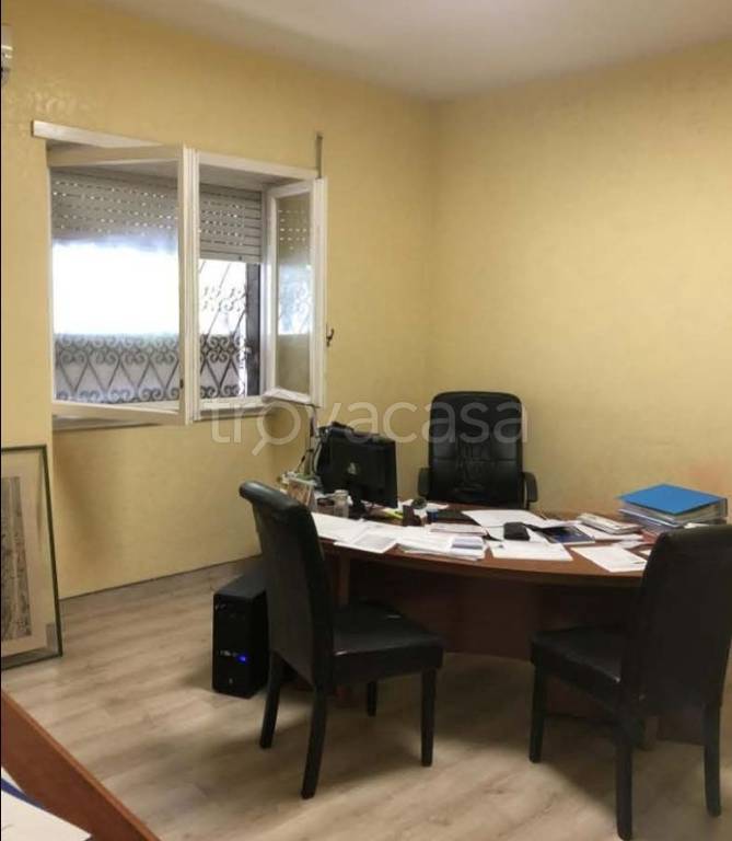 appartamento in vendita a Roma in zona Ostia