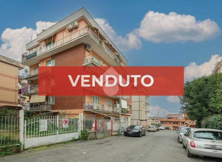 appartamento in vendita a Roma in zona Primavalle