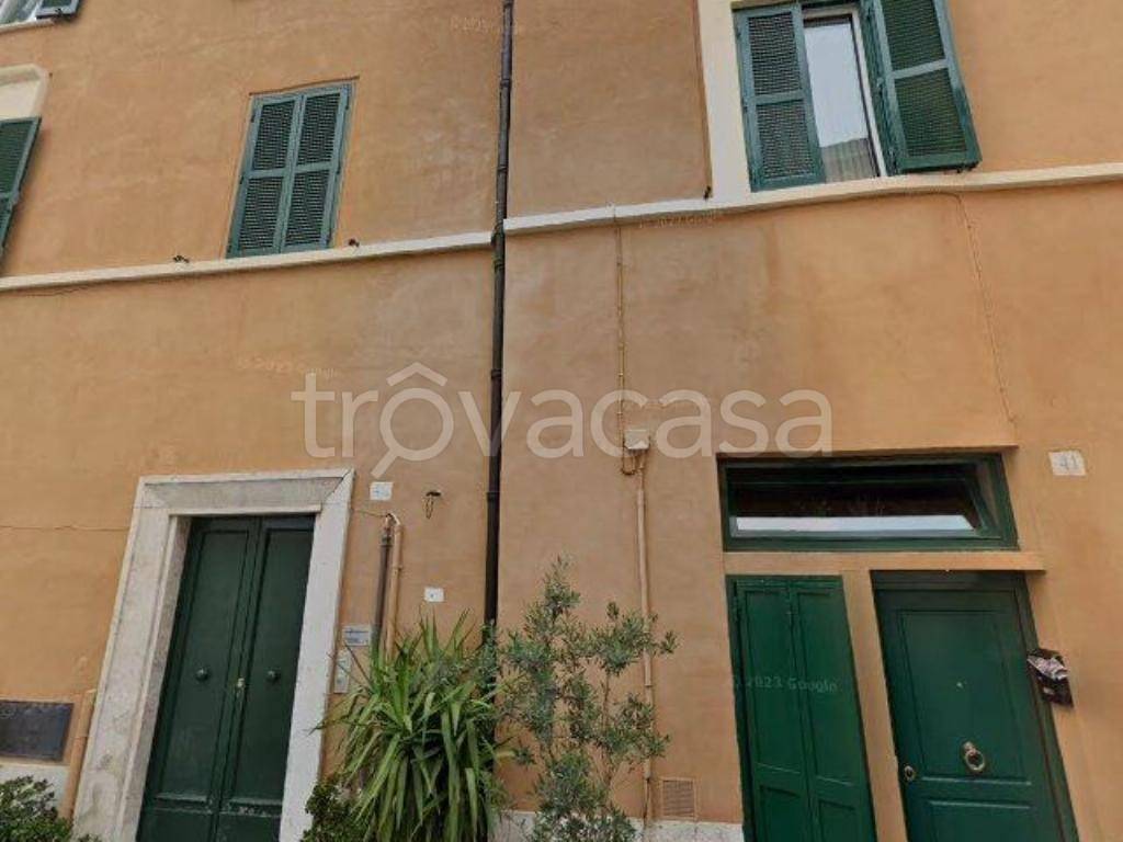 appartamento in vendita a Roma in zona Trastevere