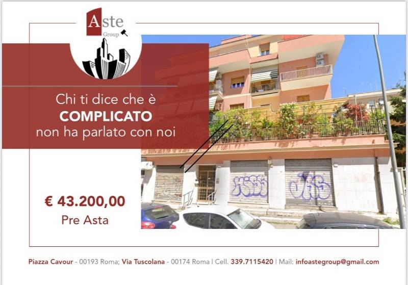 negozio in vendita a Roma in zona Prenestino-Centocelle