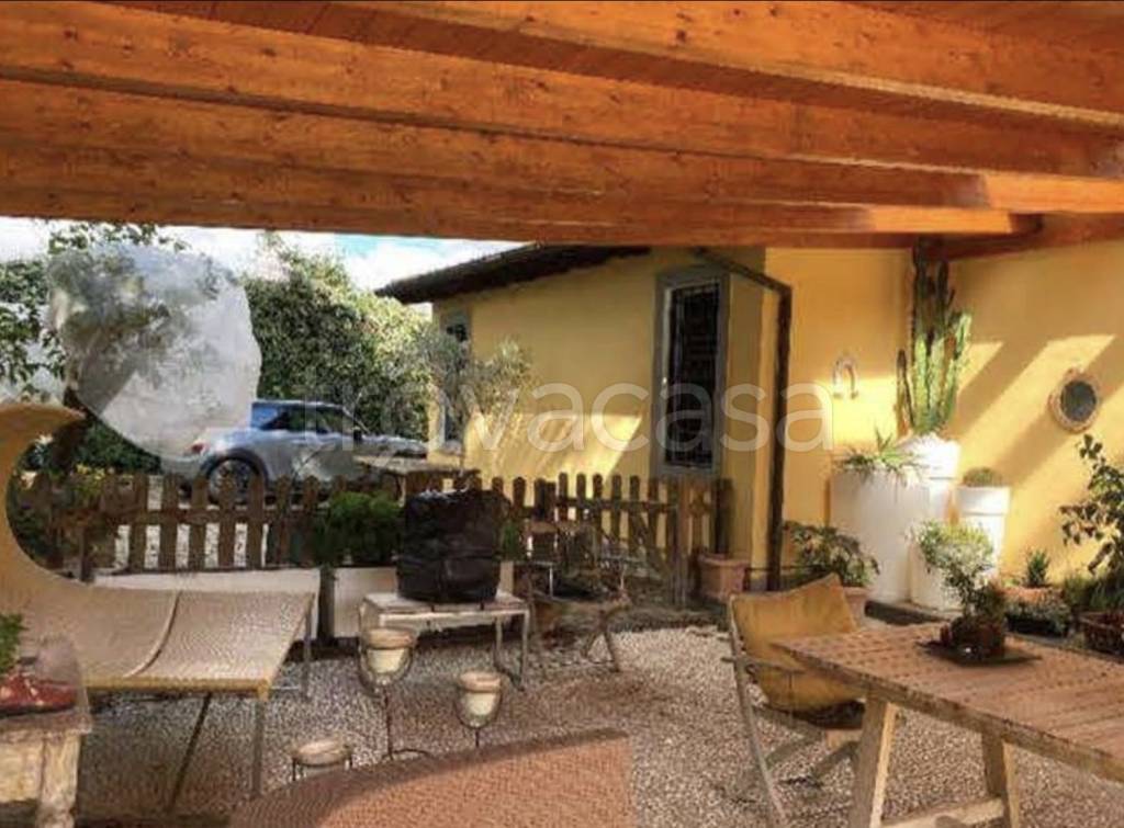 casa indipendente in vendita a Roma in zona Torricola