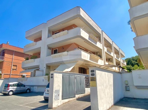appartamento in vendita a Roma in zona Aurelio