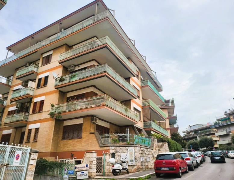 appartamento in vendita a Roma in zona Monte Sacro/Talenti