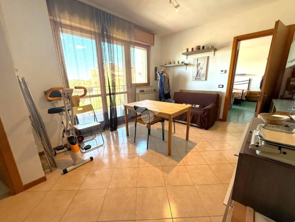 appartamento in vendita a Roma in zona Mezzocammino