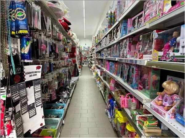 negozio in vendita a Roma in zona Collatino