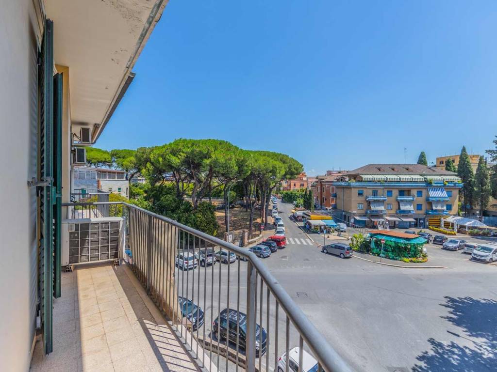 appartamento in vendita a Roma in zona Alessandrino