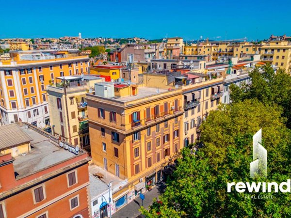 appartamento in vendita a Roma in zona Ostiense