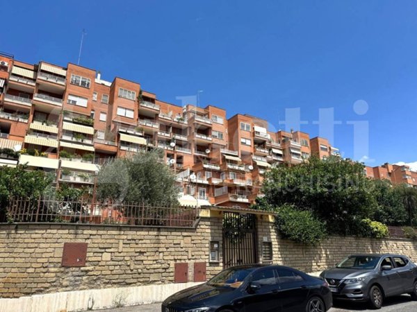 appartamento in vendita a Roma in zona EUR