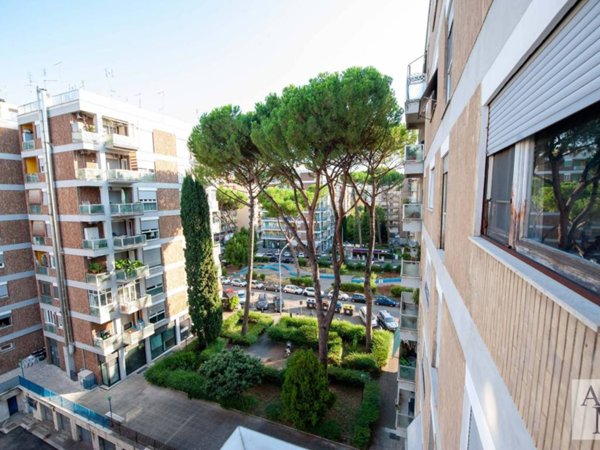 appartamento in vendita a Roma in zona Monte Sacro/Talenti