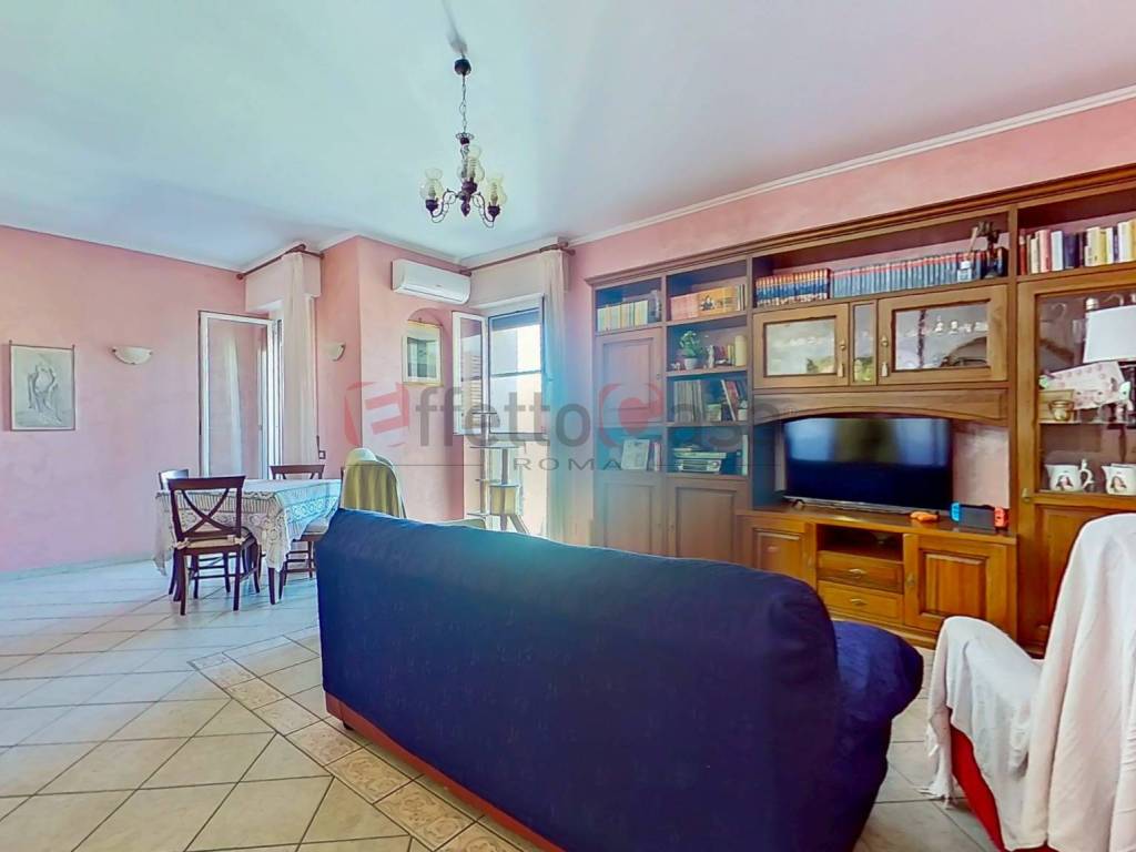 appartamento in vendita a Roma in zona Ostia