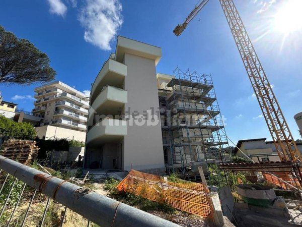 appartamento in vendita a Roma in zona Selva Candida