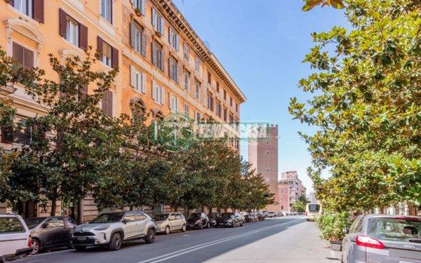 appartamento in vendita a Roma in zona Celio
