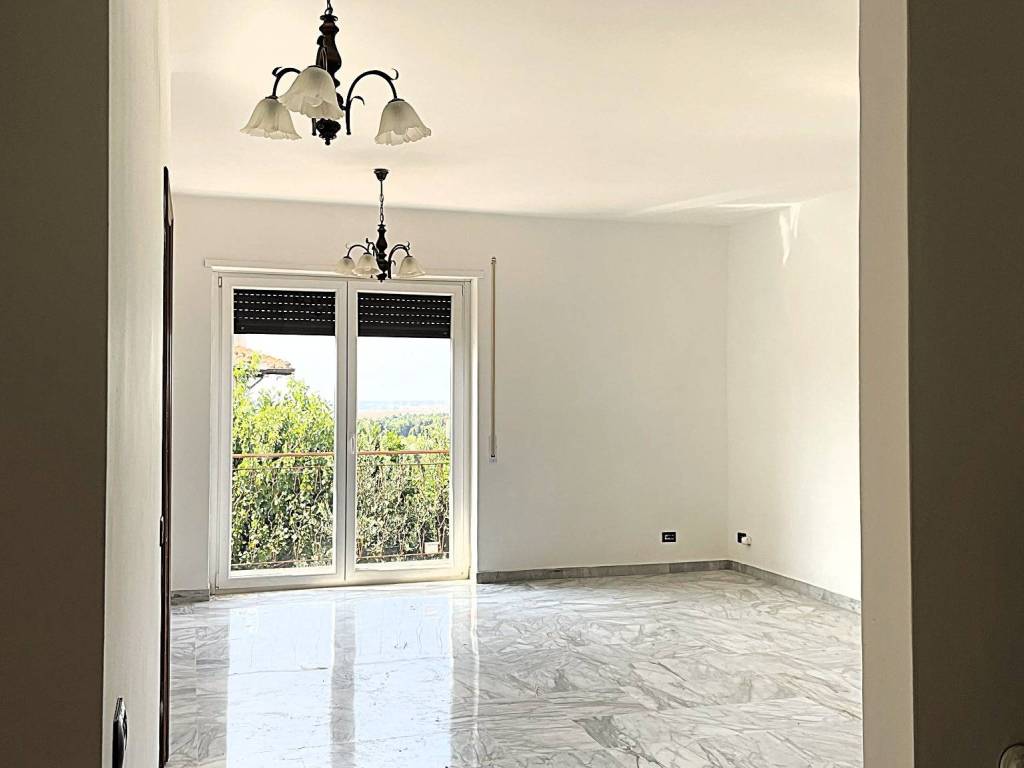 appartamento in vendita a Roma in zona Cesano