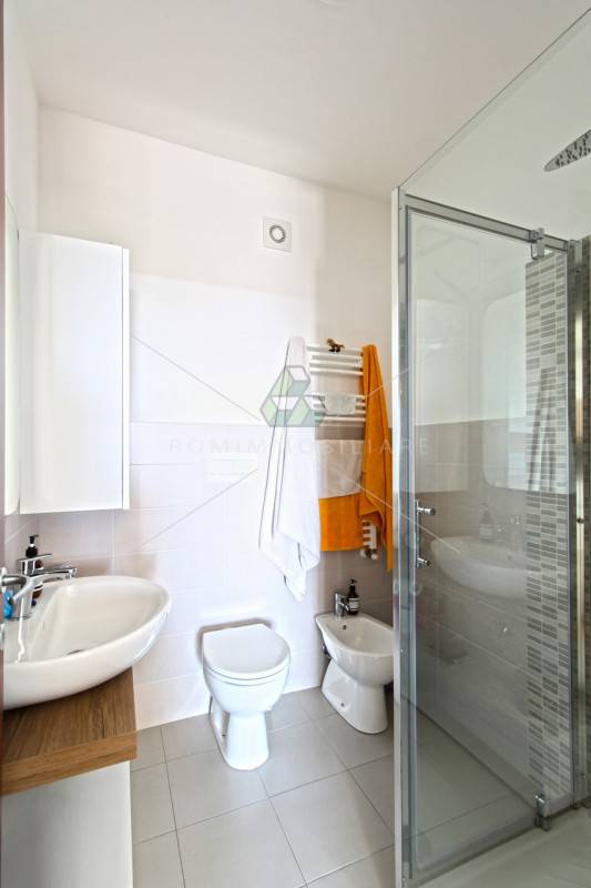 appartamento in vendita a Roma in zona Ostiense