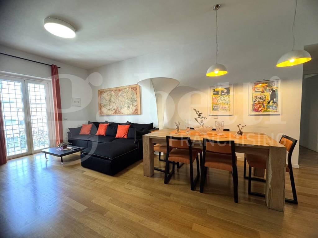 appartamento in vendita a Roma in zona Della Vittoria