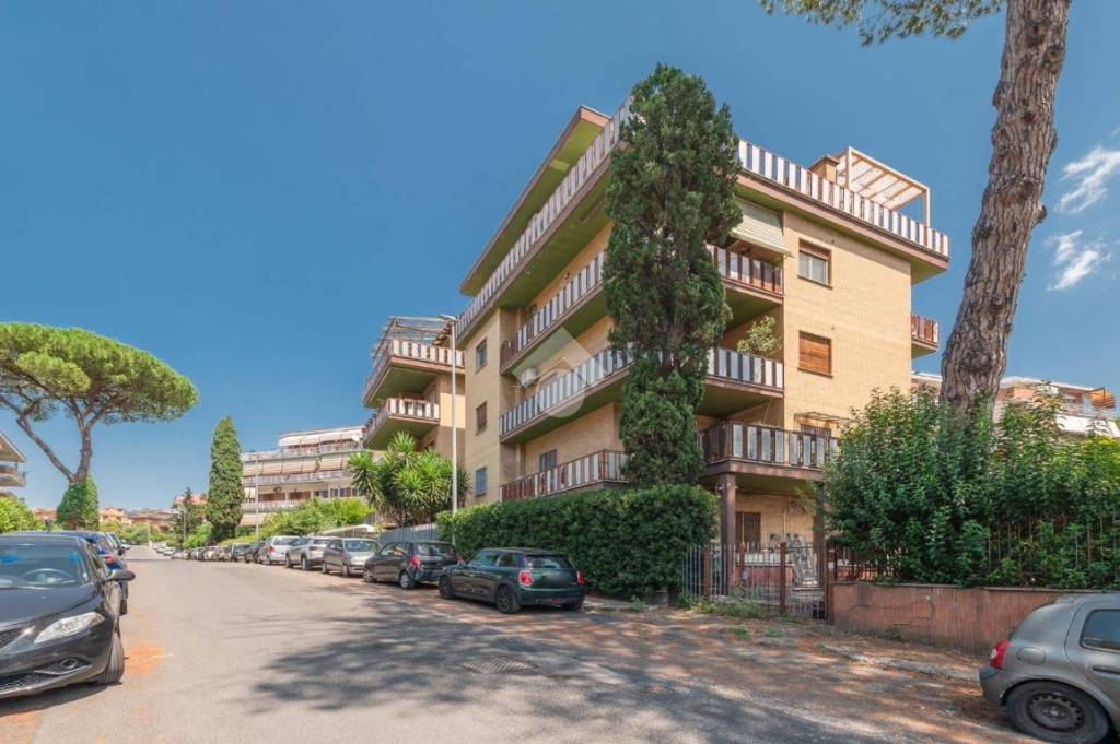 appartamento in vendita a Roma in zona Torrevecchia