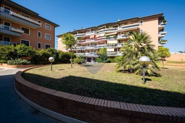 appartamento in vendita a Roma in zona Sette Bagni