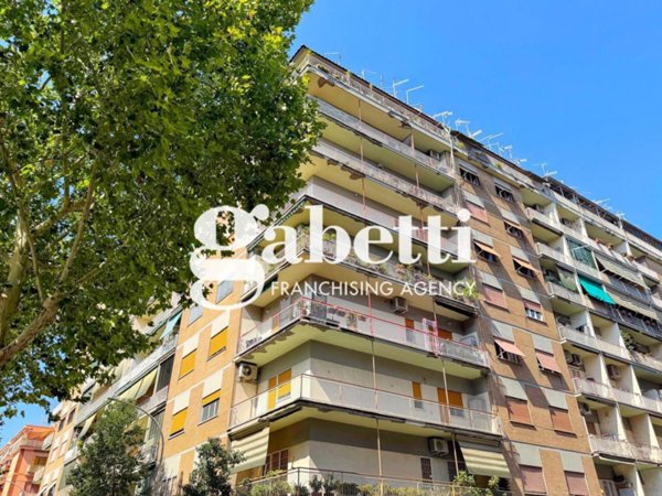 appartamento in vendita a Roma in zona Collatino