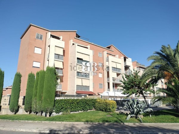 appartamento in vendita a Roma in zona Settecamini