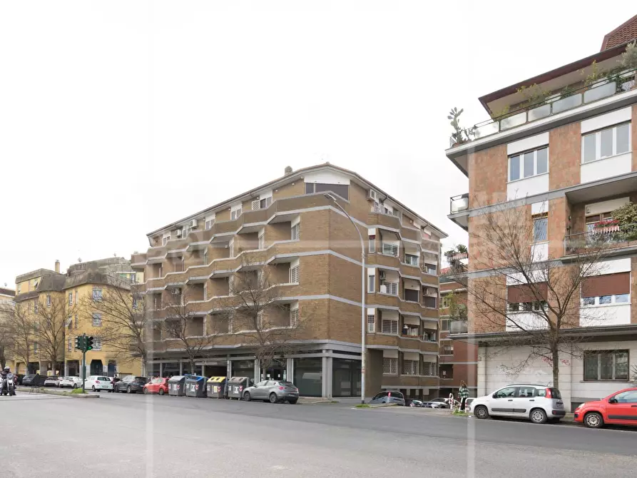appartamento in vendita a Roma in zona Ostiense