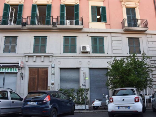 negozio in vendita a Roma