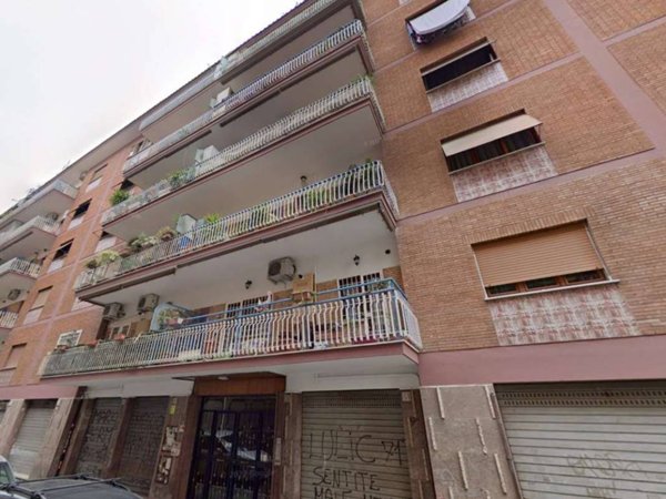 appartamento in vendita a Roma in zona Prenestino-Centocelle